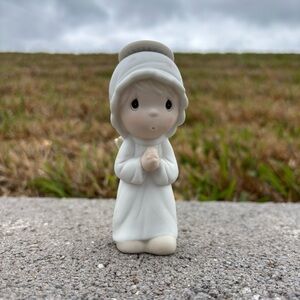 Precious Moments "The First Noel" E-2366 Vintage 1982 Angel Praying Christmas